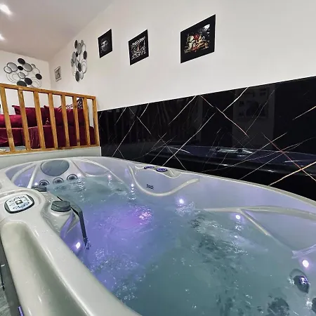 Apartment La Detente Marocaine Jacuzzi Et Terrasse *