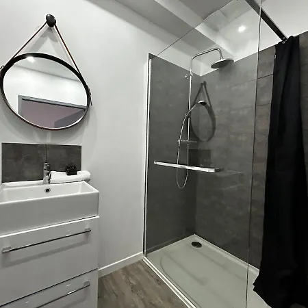 Apartment La Detente Marocaine Jacuzzi Et Terrasse Reims